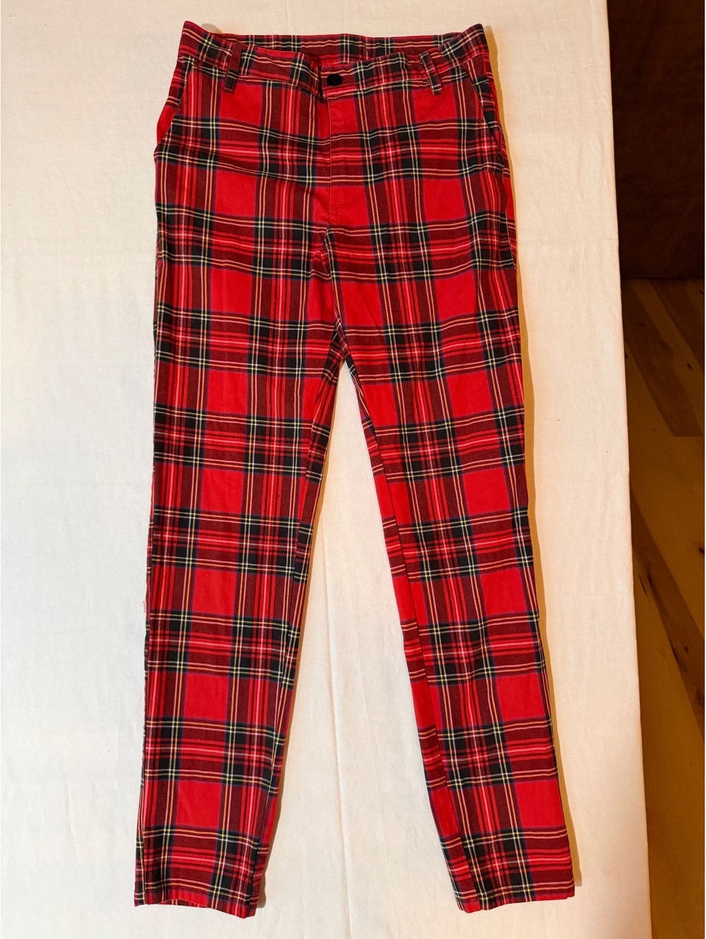 Original Use Women’s Red Plaid Chino Pants Size 30